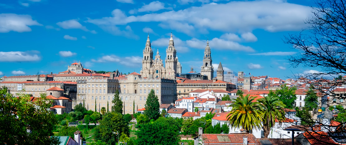 Vista da Catedral de Santiago de Compostela, Galícia Vista da Catedral de Santiago de Compostela, Galícia