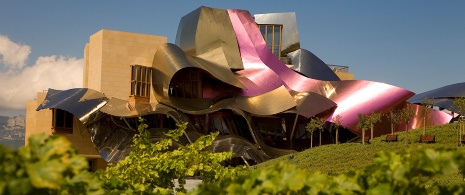 Marqués de Riscal wineries