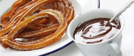 Churros with hot chocolate