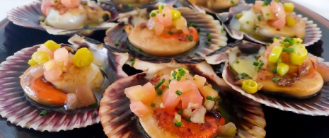 Гребешки по-галисийски Гребешки по-галисийски