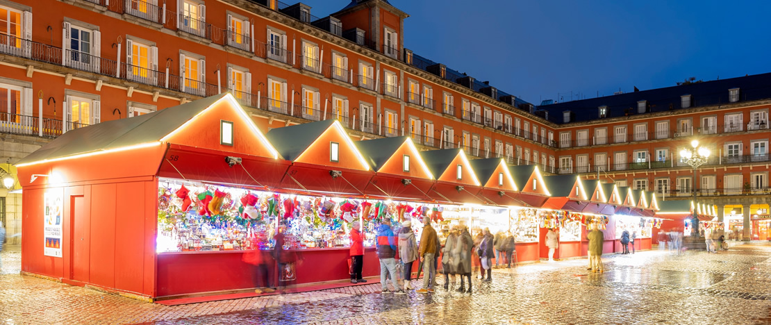 Mercado de Natal na Plaza Mayor de Madri Mercado de Natal na Plaza Mayor de Madri