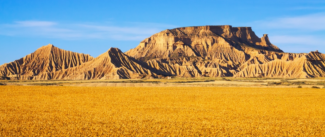 Vues de Sanchicorrota, dans le parc naturel des Bardenas Reales, en Navarre Vues de Sanchicorrota, dans le parc naturel des Bardenas Reales, en Navarre