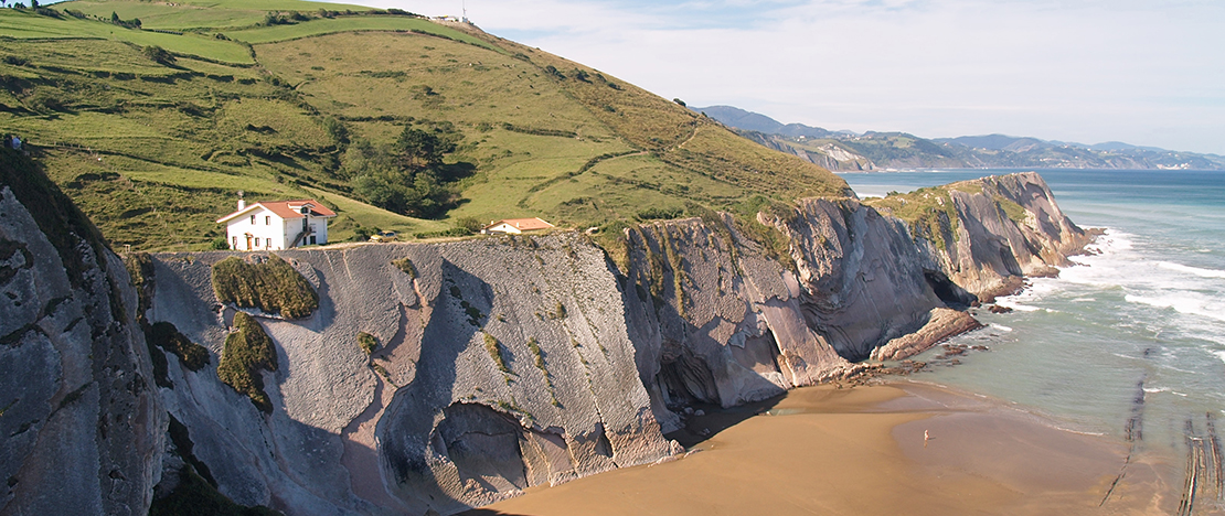 Maré baixa em Zumaia. País Basco Maré baixa em Zumaia. País Basco