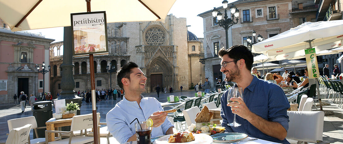 Friends at a pavement café in Valencia