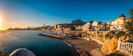 Alba sul lungomare di Dénia ad Alicante, Comunità Valenciana