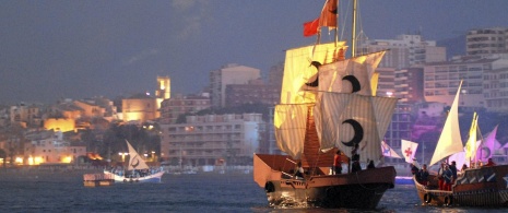 Desembarque durante a Festa de Mouros e Cristãos de Villajoyosa 