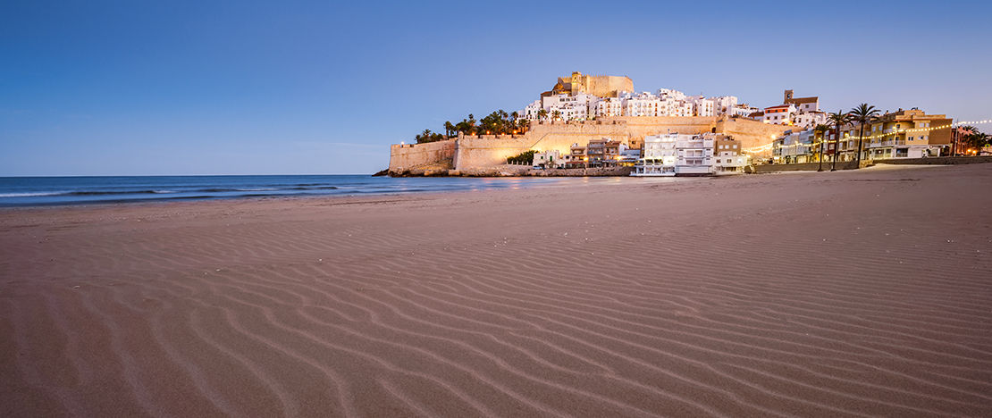 Praia em Peñíscola. Castellón Praia em Peñíscola. Castellón