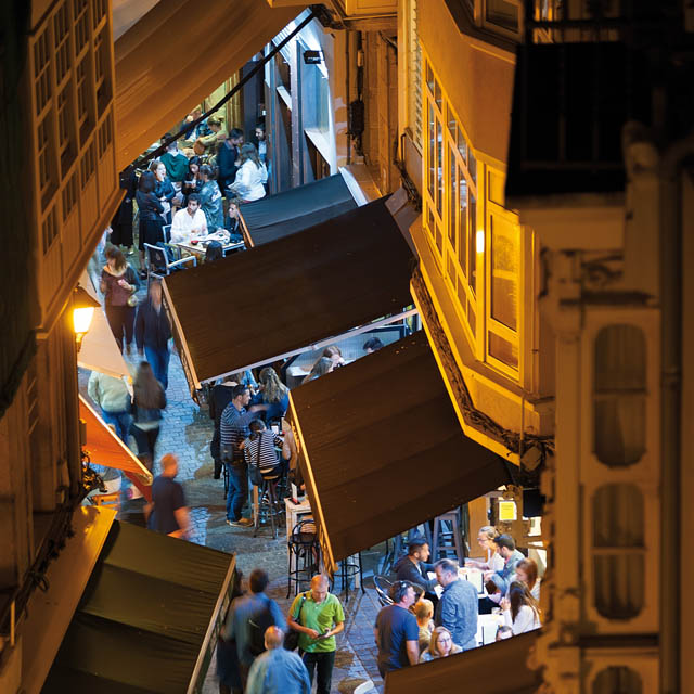 Wine bars in the old quarter of A Coruña