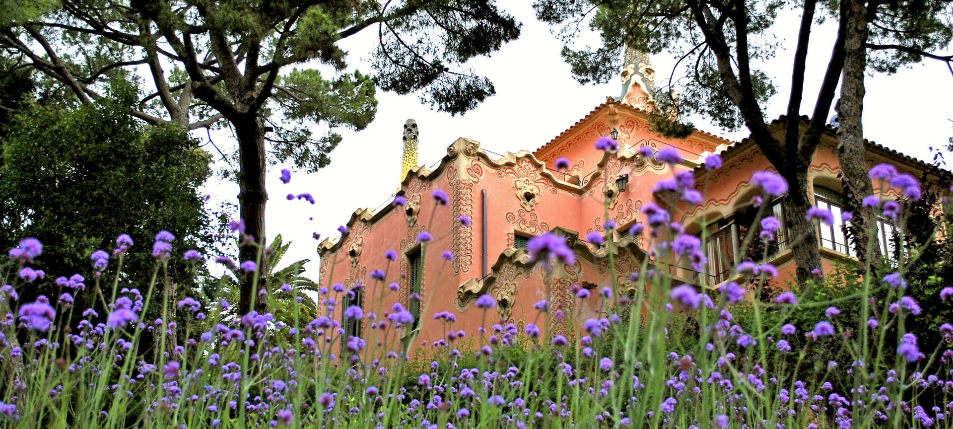Casa museo Gaudi en Barcelona Casa museo Gaudi en Barcelona