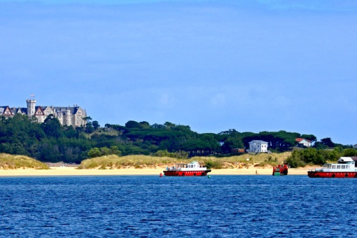 Vue de Santander et du Palais de la Magdalena depuis la plage El Puntal