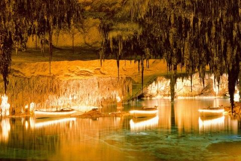 Drach-Höhlen in Manacor, Mallorca