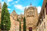 Außenansicht der Kathedrale von Salamanca