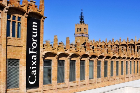 Caixaforum z zewnątrz, Barcelona