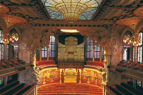 Интерьер Дворца каталонской музыки, Барселона