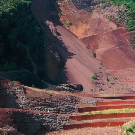 クロスカット火山、サンタ・パウ