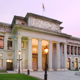 Blick auf das Prado-Museum