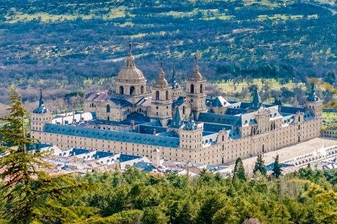 Panoramablick des Königlichen Klosters San Lorenzo de El Escorial