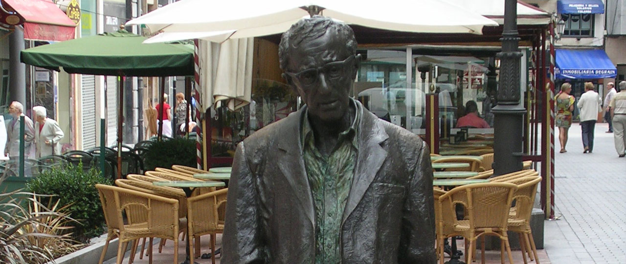 Estatua de Woody Allen