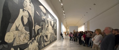 Obraz Guernica w Muzeum Królowej Zofii