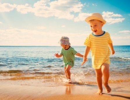 Jedne z najlepszych plaż w Hiszpanii, na które można wybrać się z dziećmi