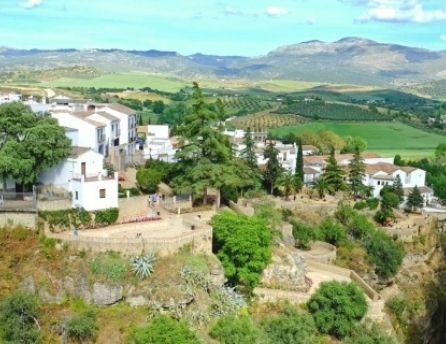 Tour of the white villages of Andalusia